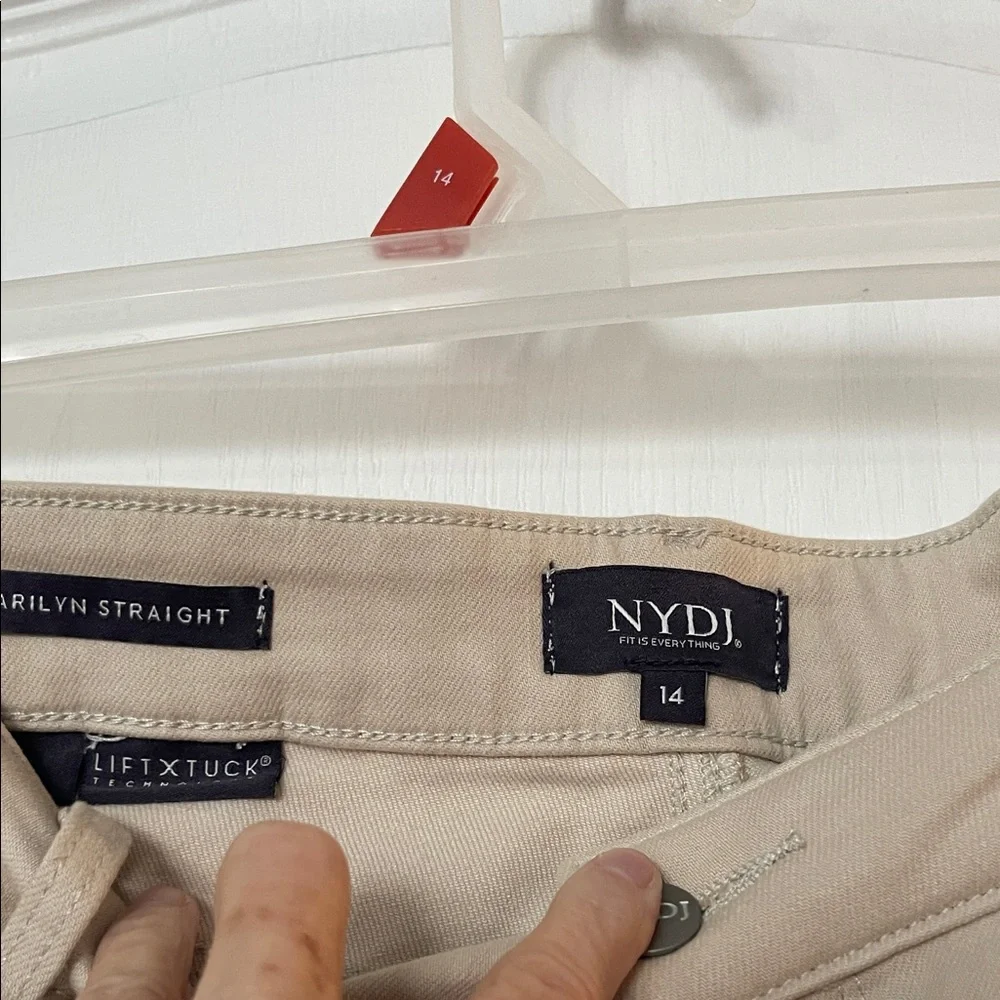 NYDJ Beige capri Pants - Picture 2 of 3
